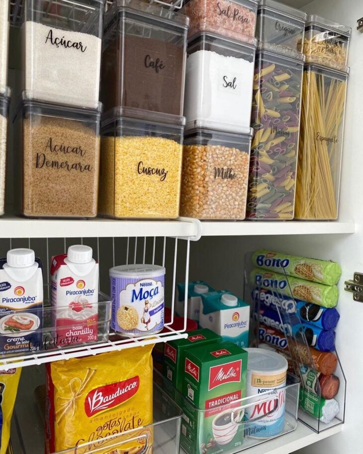 Despensa com Quadros e Lousa: Personalização e Informação ao Alcance - inspiração