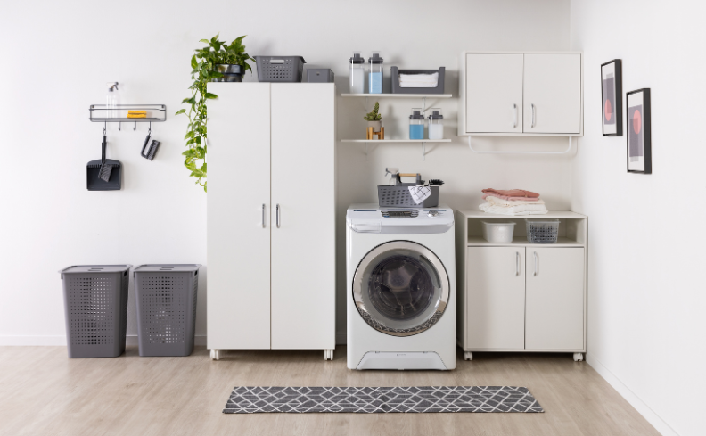 Lavanderia Multifuncional com Espaço para Home Office - ideia