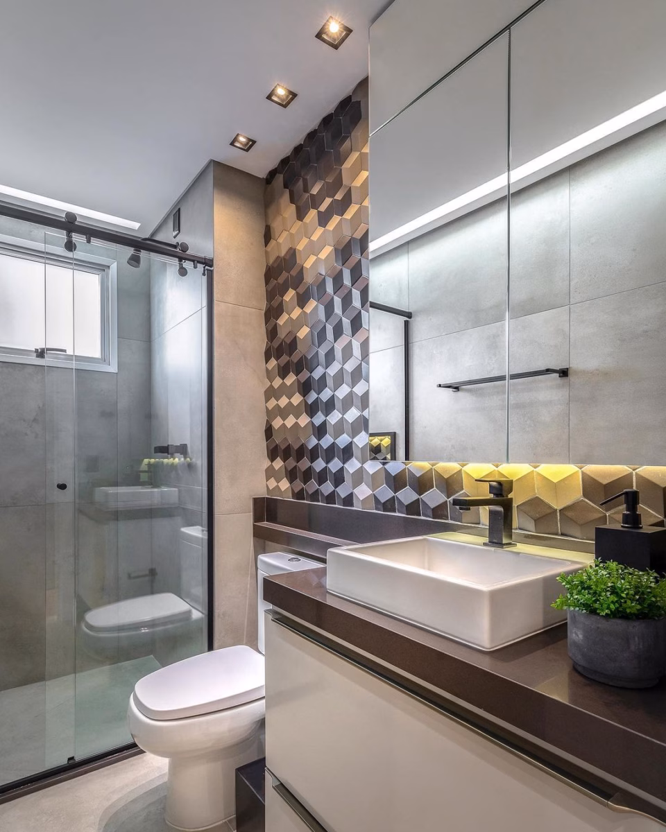 Banheiro Cinza com Revestimento 3D: Textura e Modernidade - inspiração