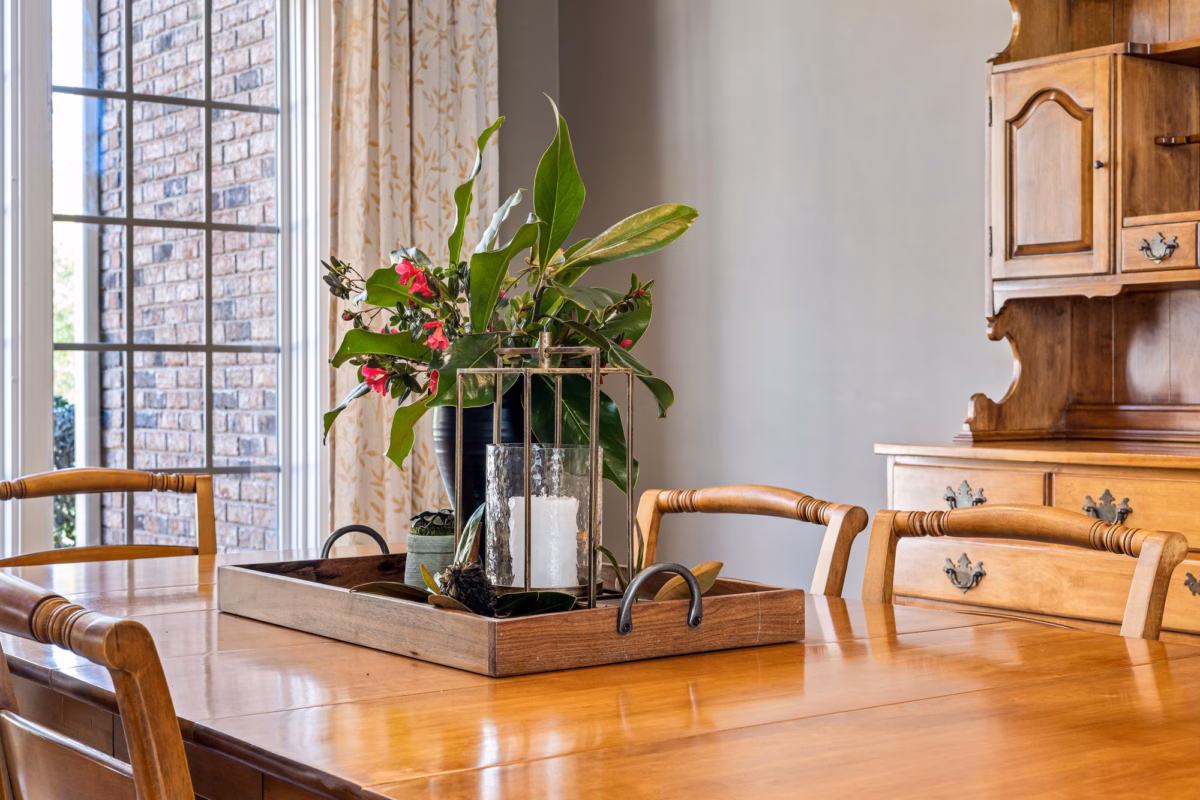 A Beleza da Madeira Envelhecida: Móveis Rústicos com História - detalhe