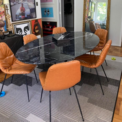 Mesas de Jantar com Base Imponente: Reuniões Memoráveis! - detalhe