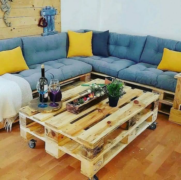 Mesa de Centro Rústica com Pallets: Charme Sustentável - inspiração