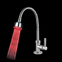 Com Iluminação LED Embutida para Destacar a Área da Pia - ideia