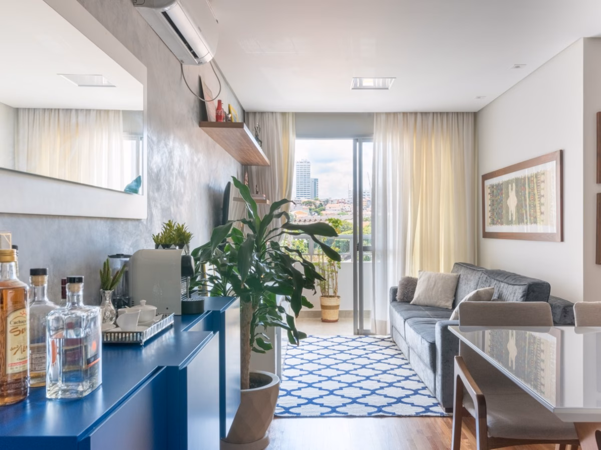 Integre Espelhos Estratégicos para Ampliar Espaços - ideia