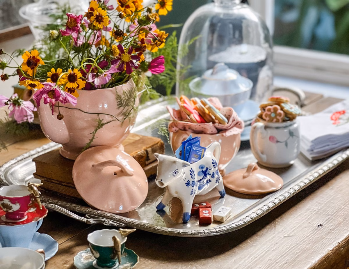 Cantinho do Café Vibrante com Azulejos Coloridos - detalhe