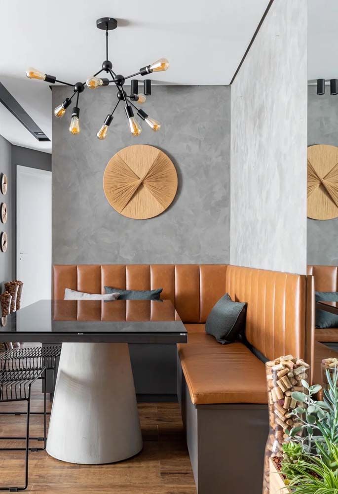 Canto Alemão Moderno com Revestimento em Couro Ecológico e Detalhes em Metal - detalhe