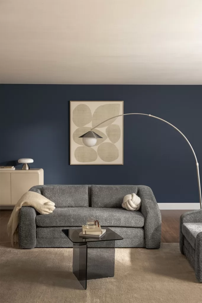 Sofá Cinza Antracite: Modernidade e Sofisticação Urbana - inspiração