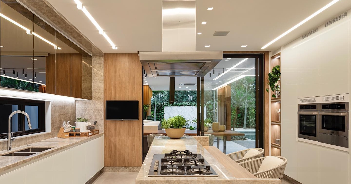 Ilha Revestida com Espelhos e Detalhes em Vidro: Luminosidade e Amplitude para a sua Cozinha - detalhe