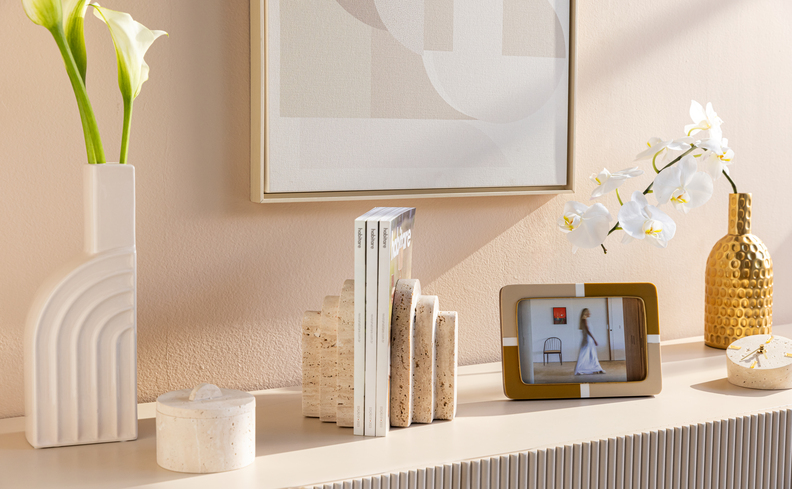 Toque Afetivo: Crie um Espaço de Memórias com Fotos e Objetos Pessoais - detalhe