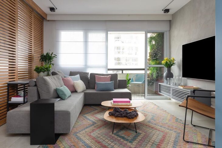 Minimalismo Elegante: Sala Clean com Sofá Modular Cinza - ideia