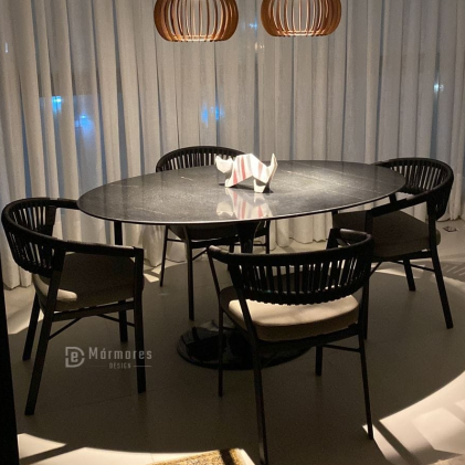 Mesas de Jantar com Base Imponente: Reuniões Memoráveis! - ideia