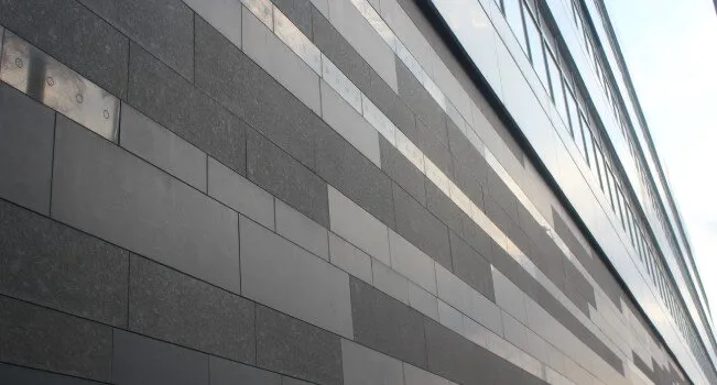 Fachadas Modernas com Granito Ventilado: Durabilidade e Estilo - ideia