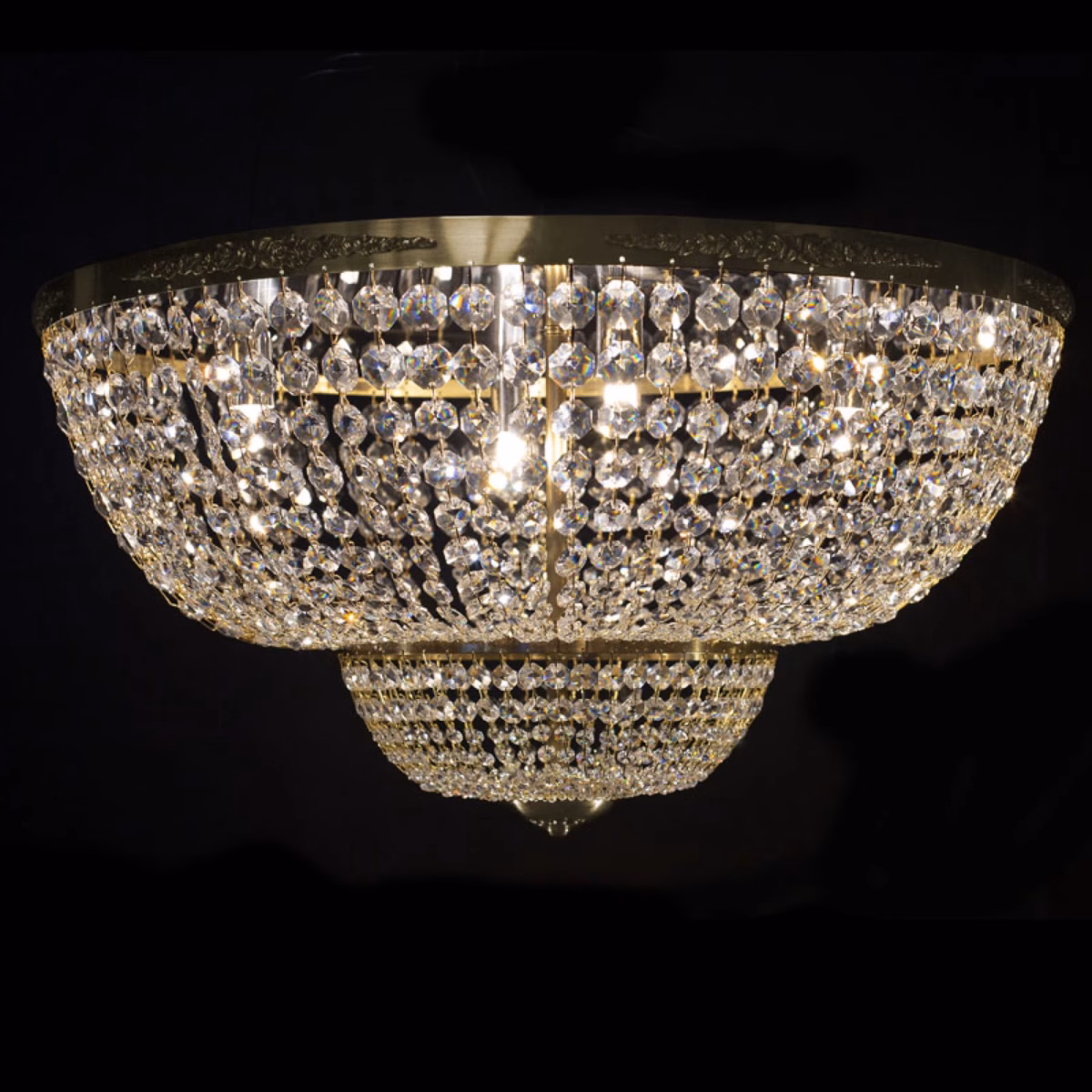 Plafons de Cristal: Um Toque de Glamour e Refinamento para sua Cozinha - ideia