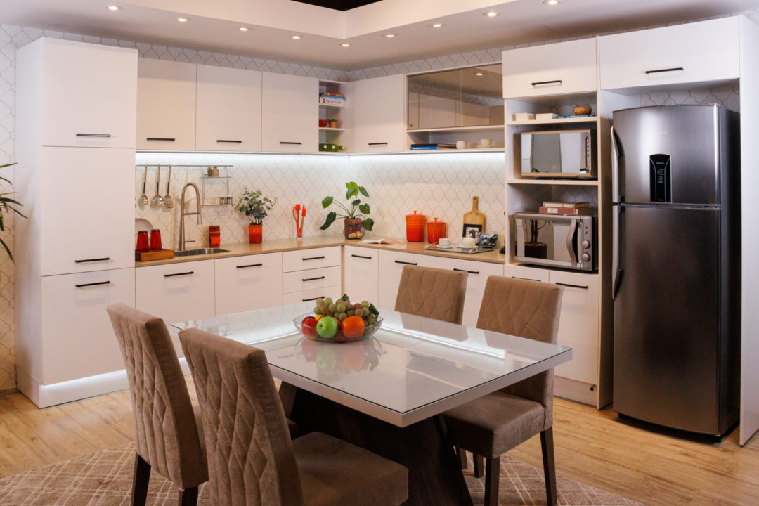 Cozinhas Planejadas com Iluminação Estratégica em LED: Modernidade e Funcionalidade - detalhe