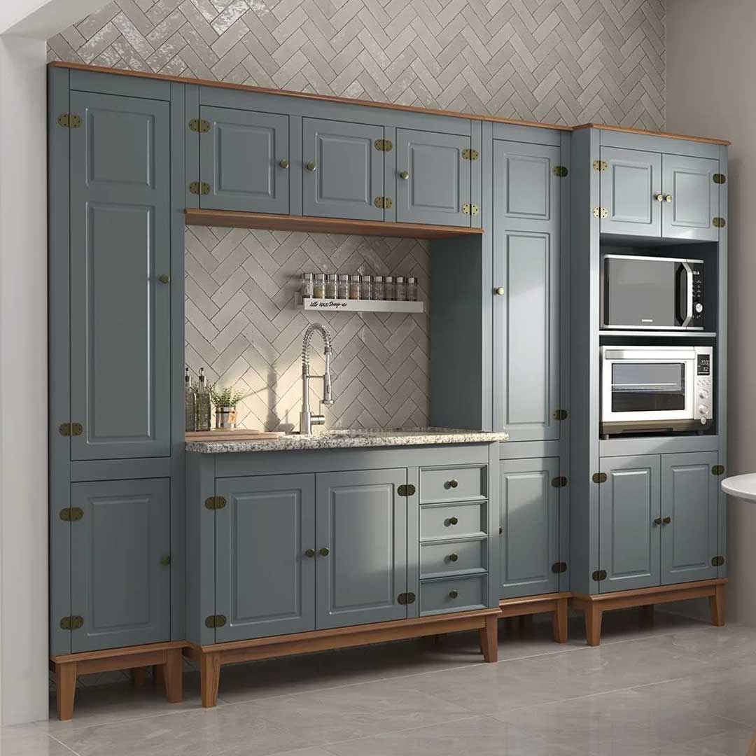 Armário de Cozinha de Madeira e Azulejos Portugueses: Uma Combinação Clássica e Charmosa - detalhe