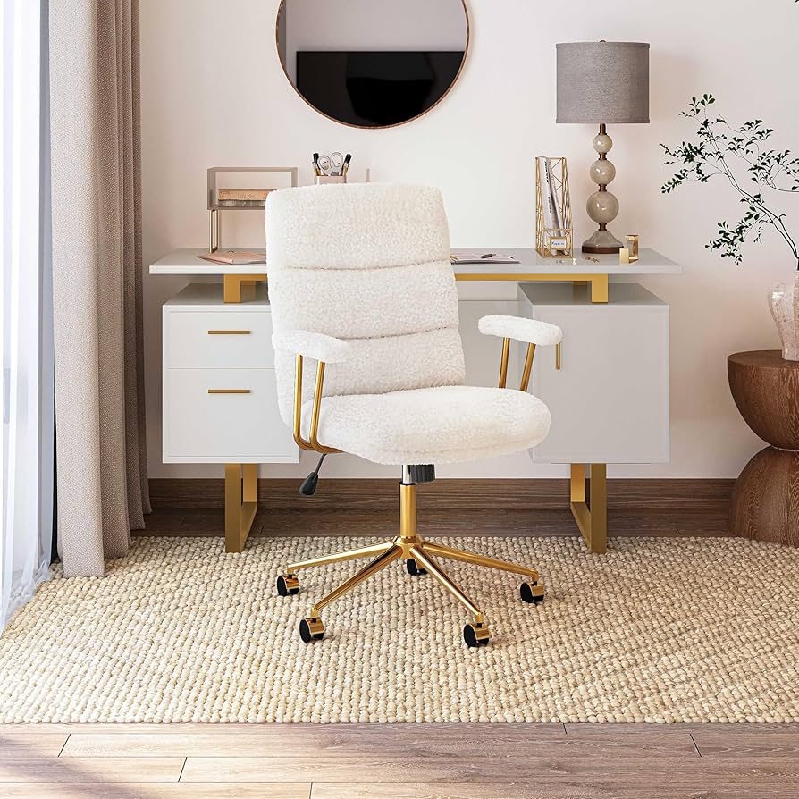 Cadeira de Escritório Elegante com Detalhes Dourados - ideia