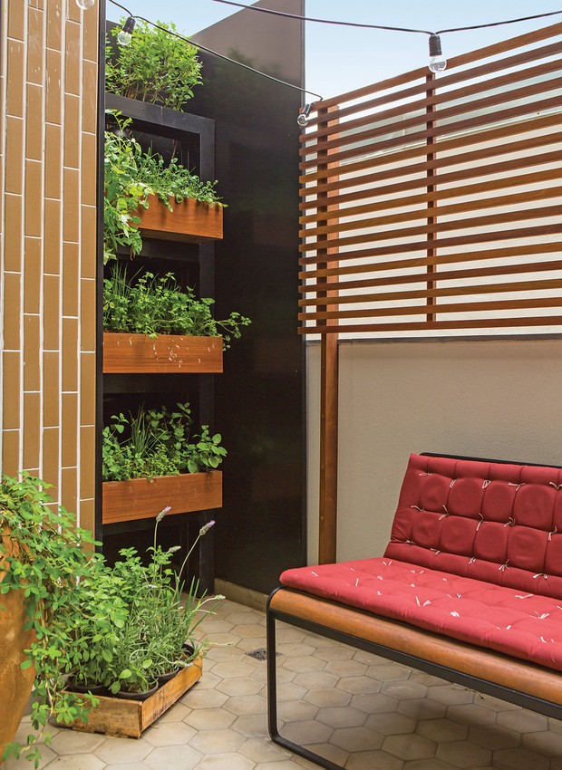 Jardineiras de Cimento DIY: Modernidade e Rusticidade na Sua Varanda - detalhe