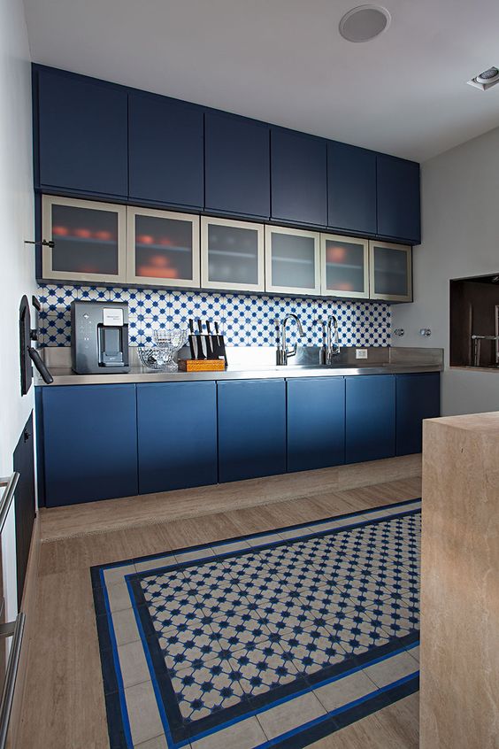 Industrial Chic: Azul Petróleo, Cimento Queimado e Aço Inox - detalhe