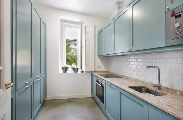 Vintage Moderno: Cozinha Provençal com Eletrodomésticos Retrô - ideia