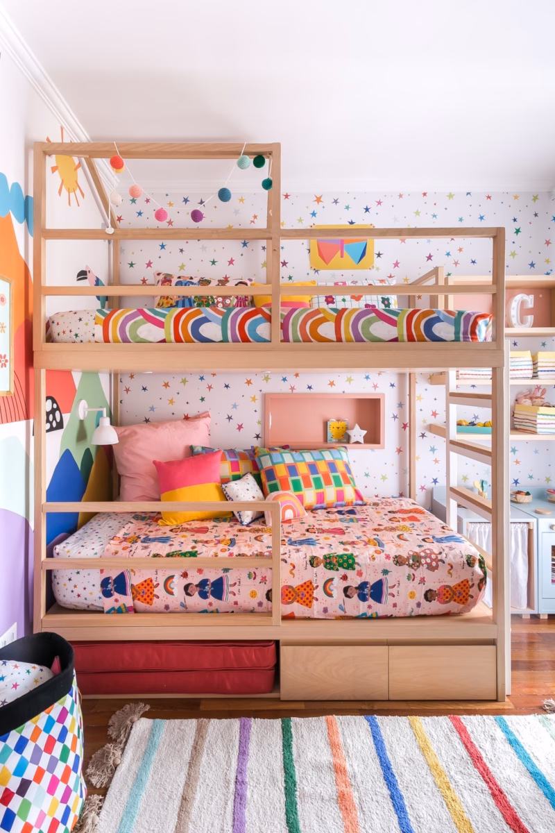 Nichos Modulares Coloridos: Alegria e Dinamismo para Quartos Infantis - ideia