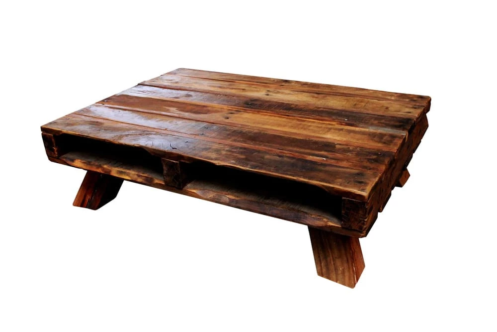 Mesa de Centro Rústica com Pallets: Sustentabilidade e Estilo Natural - ideia