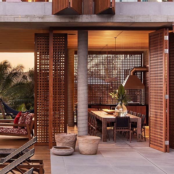 Muxarabi de Bambu: Leveza e Toque Tropical - detalhe