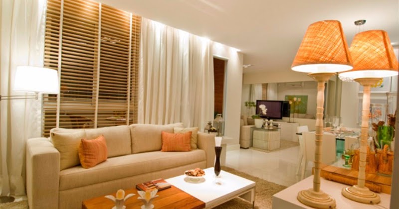 Luz e Sombra: Sala de Estar Pequena Decorada com Iluminação Indireta e Velas - ideia