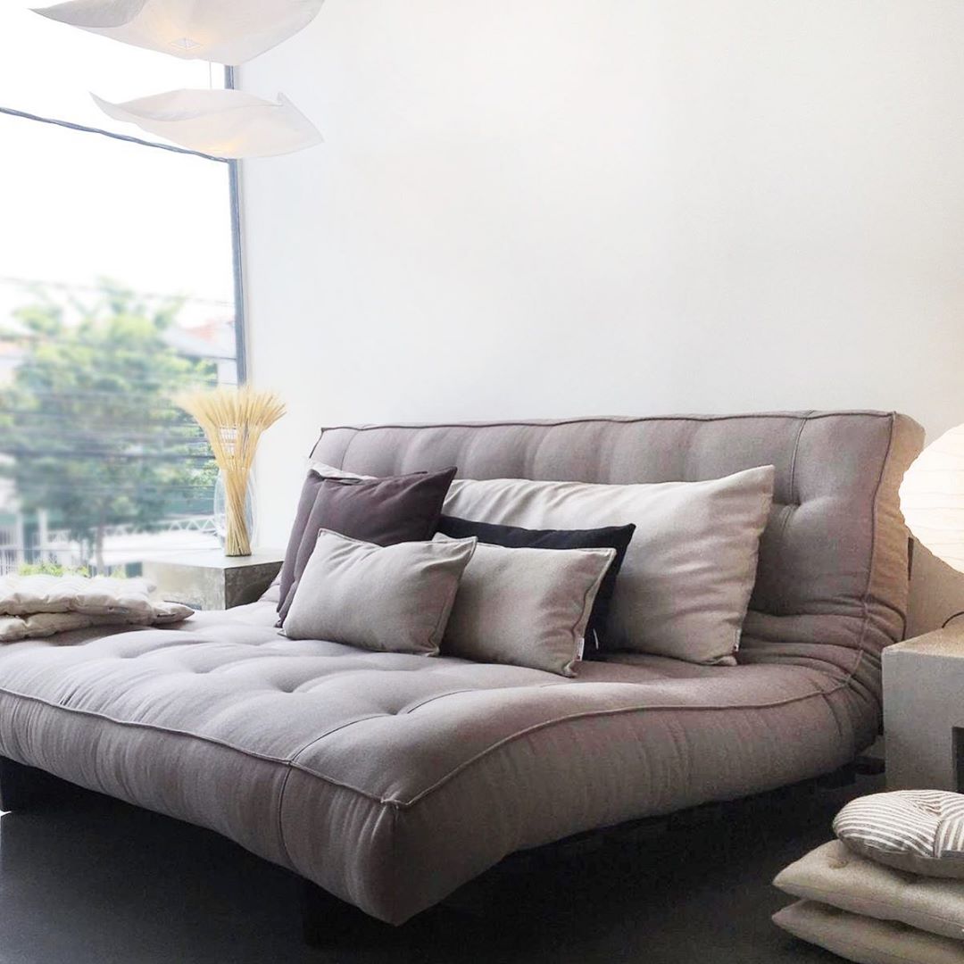 Sofá Sem Braço Estilo Futon com Encosto Regulável e Cores Vibrantes - ideia