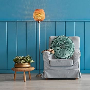 Almofadas Redondas e Coloridas para Quebrar a Seriedade do Ambiente - inspiração