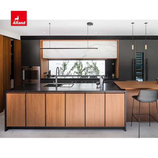 Armário de Cozinha de Madeira com Pintura Ombré: Um Degradê de Cores para um Visual Único - detalhe