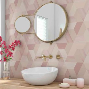 Banheiro Pequeno Romântico: Papel de Parede Floral e Detalhes em Rose Gold - ideia