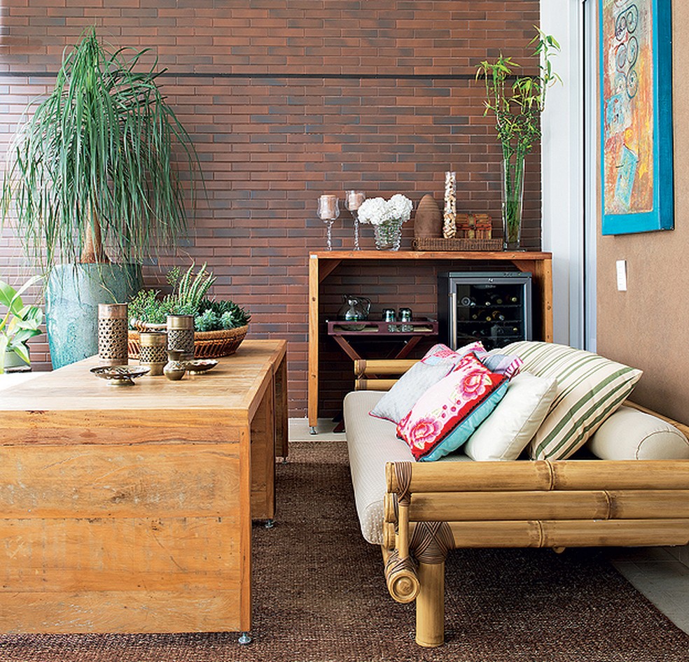 Varanda Rústica com Madeira e Elementos Naturais - detalhe