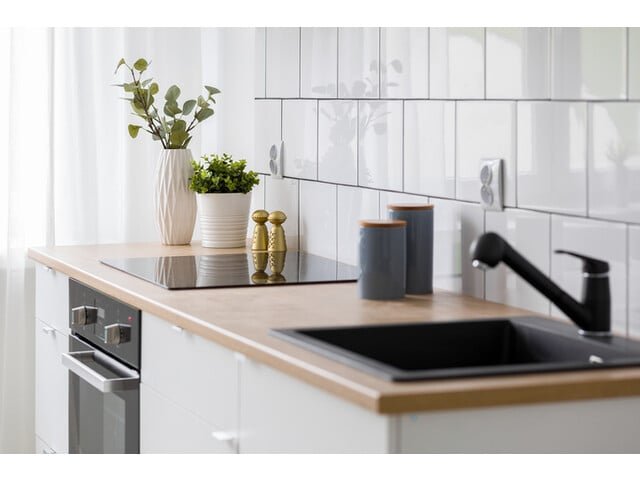 Rejunte Moderno com Contraste Preto e Branco - inspiração