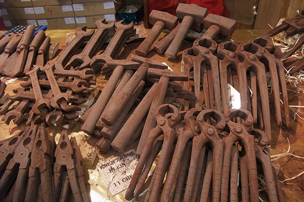 Transformando Ferramentas Antigas em Arte Funcional - ideia