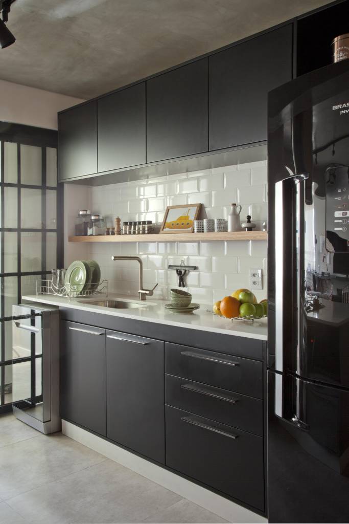 Aproveitando a Luz Natural: Ampliando Espaços com Vidro e Transparência - ideia