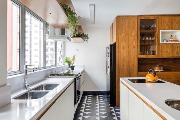 Com Plantas Suspensas e Temperos Frescos - inspiração