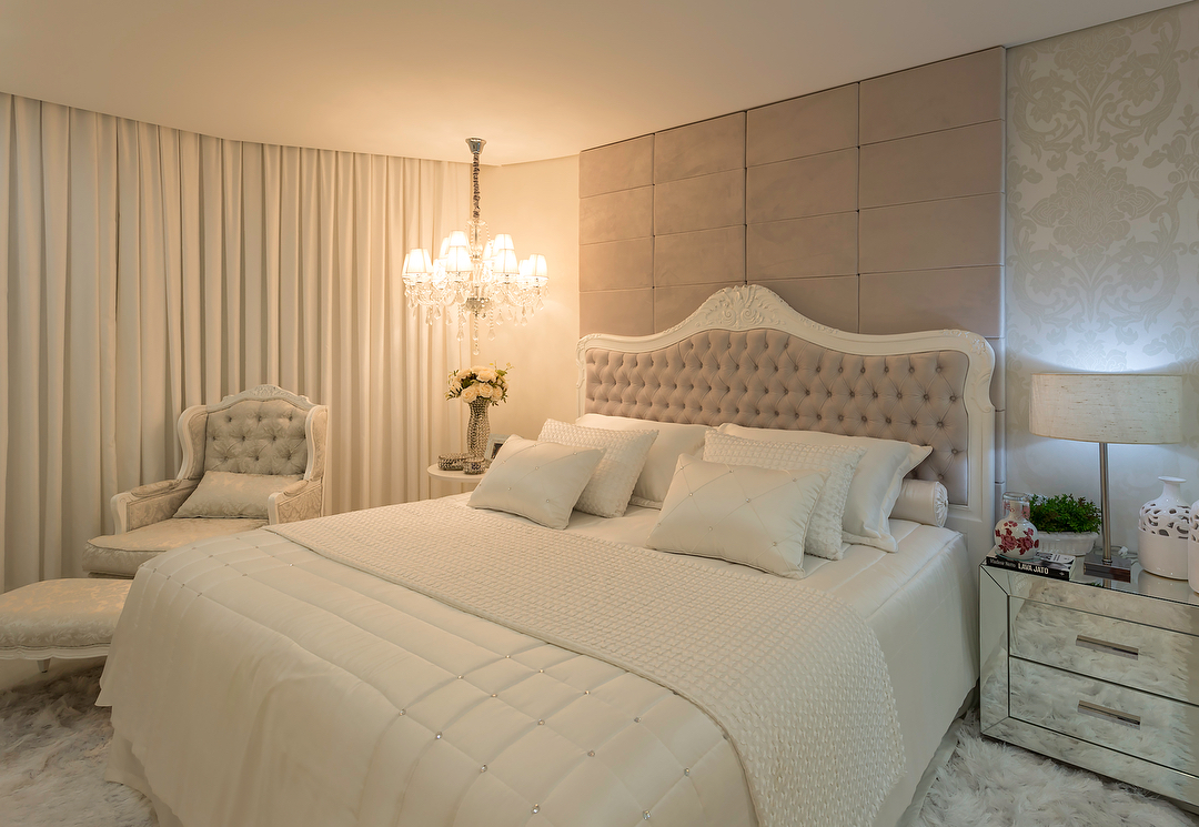 Quarto de Casal Clássico com Cabeceira Estofada - detalhe