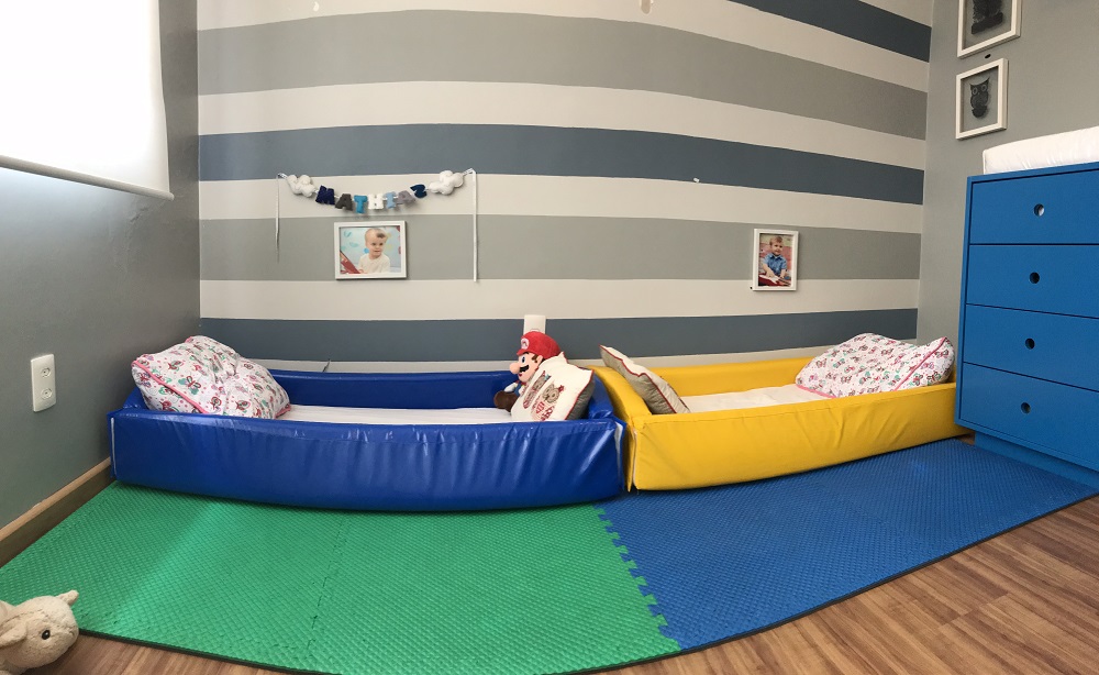 Quarto de Gêmeos Montessoriano com Foco na Autonomia - detalhe