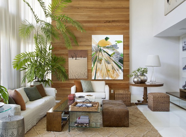 Com Galeria de Arte Vertical: Sua História em Exposição - ideia