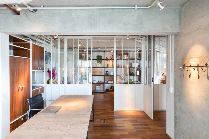 Spots Direcionáveis no Home Office: Foco e Produtividade com Estilo - inspiração