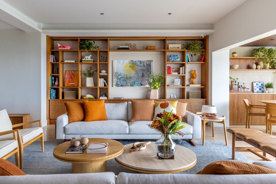 Crie um Tour Temático com a Paleta de Cores de 2025 - ideia