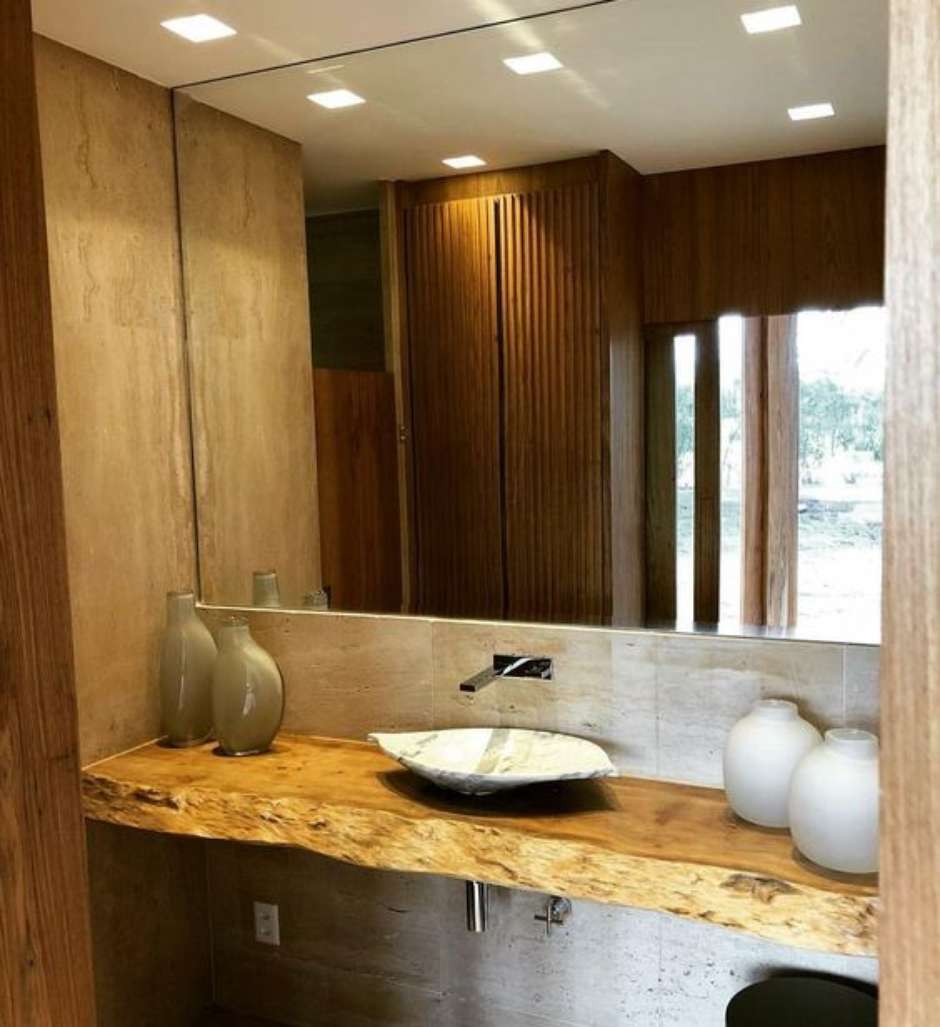 Bancada Suspensa de Madeira: Leveza e Modernidade no Seu Banheiro - detalhe