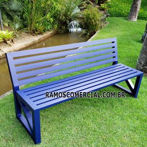 Banco de Varanda Minimalista em Metal: Design Clean e Contemporâneo - detalhe