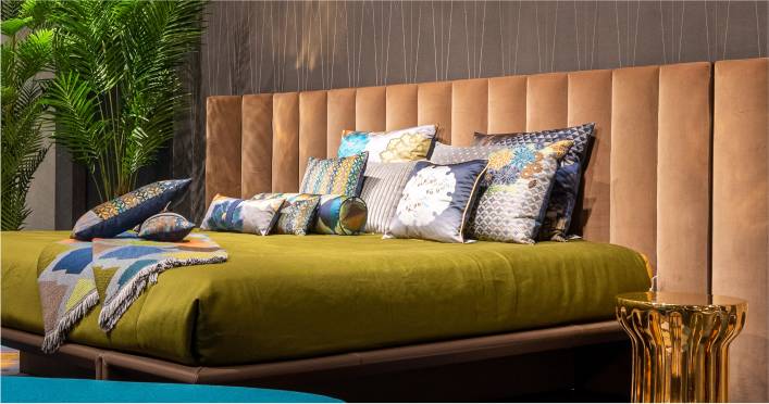 Cabeceira Estofada com Patchwork de Tecidos: Estilo Boêmio e Aconchegante - ideia