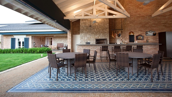 Com Azulejos Hidráulicos: Cores e Padrões que Contam Histórias - detalhe