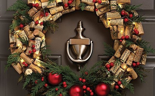 Guirlanda de Natal Feita com Rolhas de Vinho: Sustentabilidade e Elegância na Sua Porta - inspiração