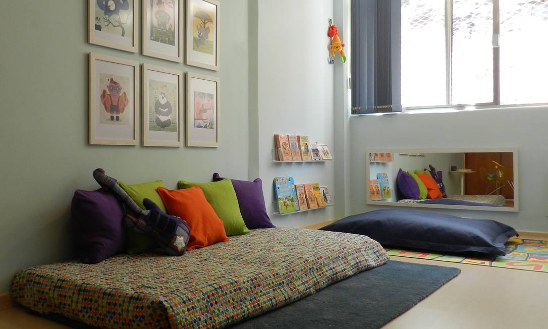 Quarto Montessoriano: Estimulando a Autonomia com Decoração Minimalista - detalhe