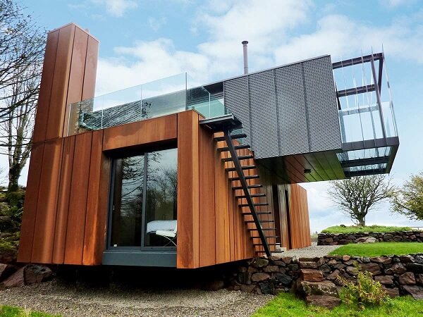 Viga Central Metálica Exposta: Estilo Industrial Chic - inspiração