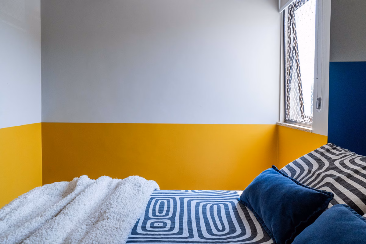 Azul e Amarelo: Uma Combinação Solar e Revigorante - detalhe