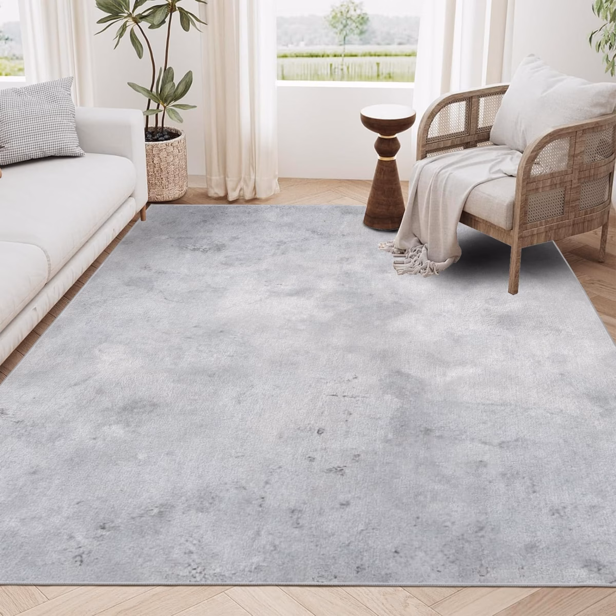 Minimalismo Chic: Tapetes Lisos em Tons Neutros para uma Sala Elegante e Relaxante - ideia